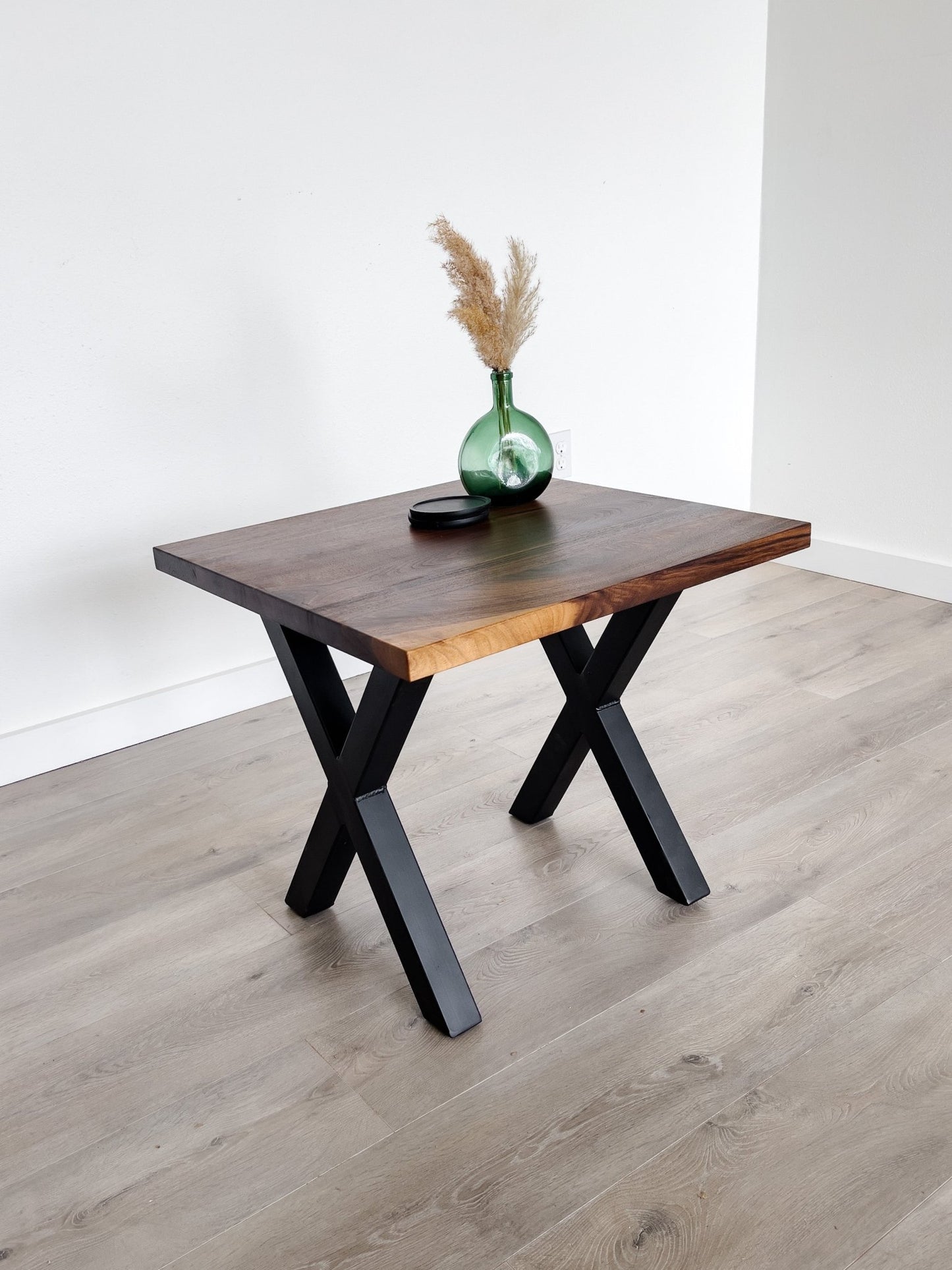 The Madison End Table - FargoWoodworks