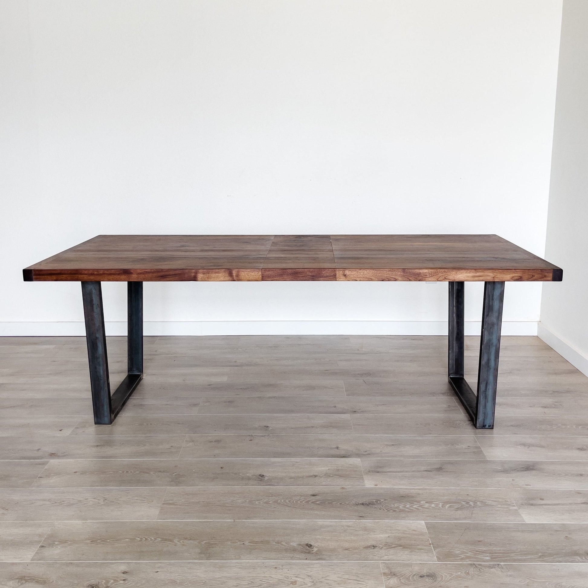 The Modern Extension Table - FargoWoodworks
