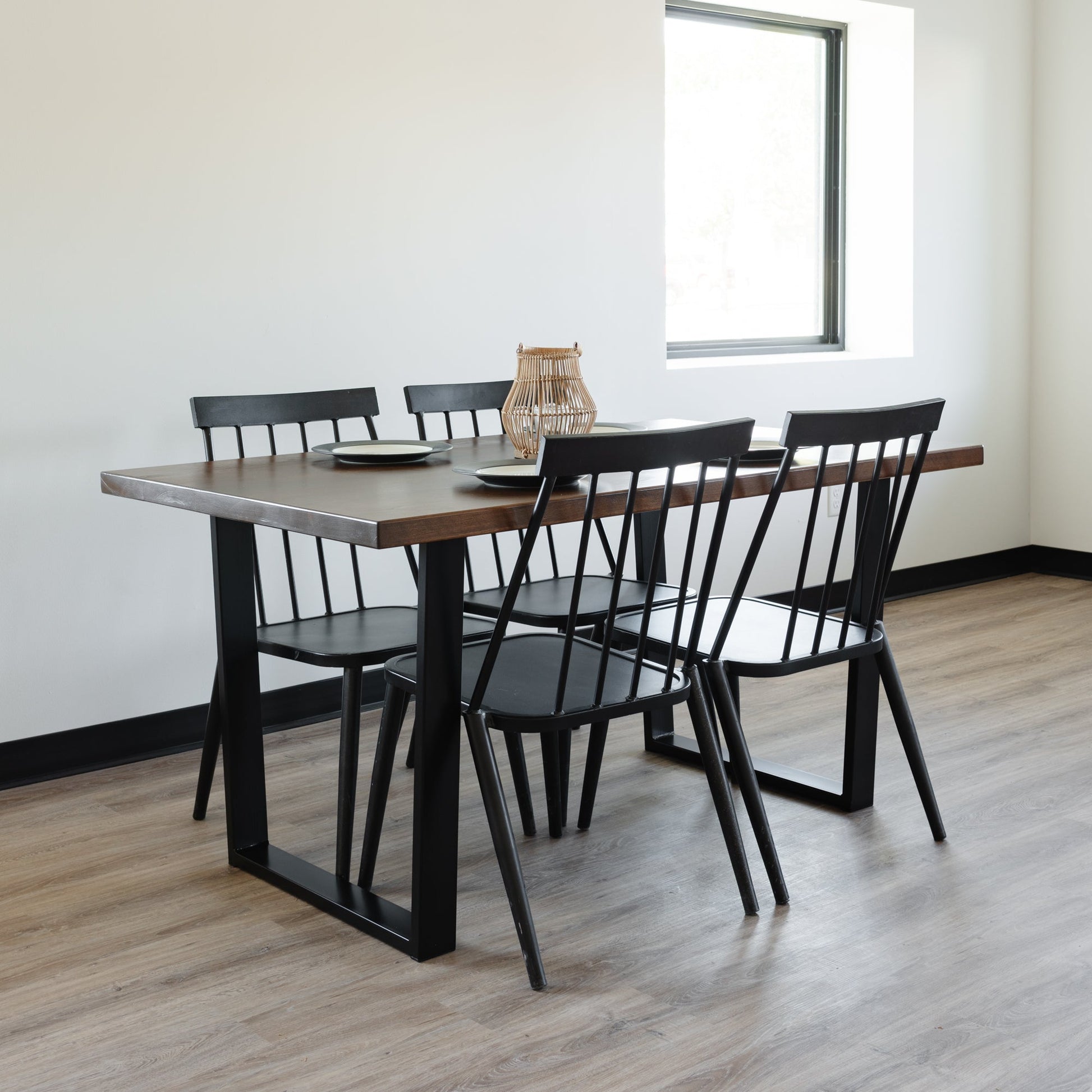 The Reverse Trapezoid Kitchen Table - FargoWoodworks